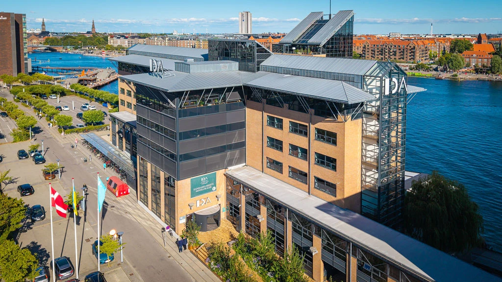 In front of IDA Conference